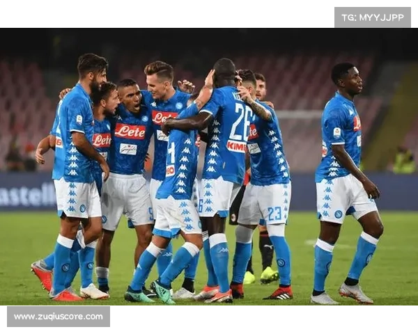 霍伊伦观赛那不勒斯对卡利亚里比赛后迫切希望加盟球队