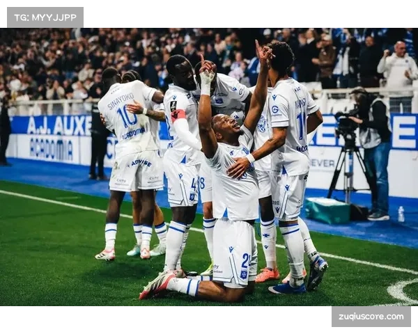 半场战报:布雷斯特1-0领先洛里昂,穆涅点射破门